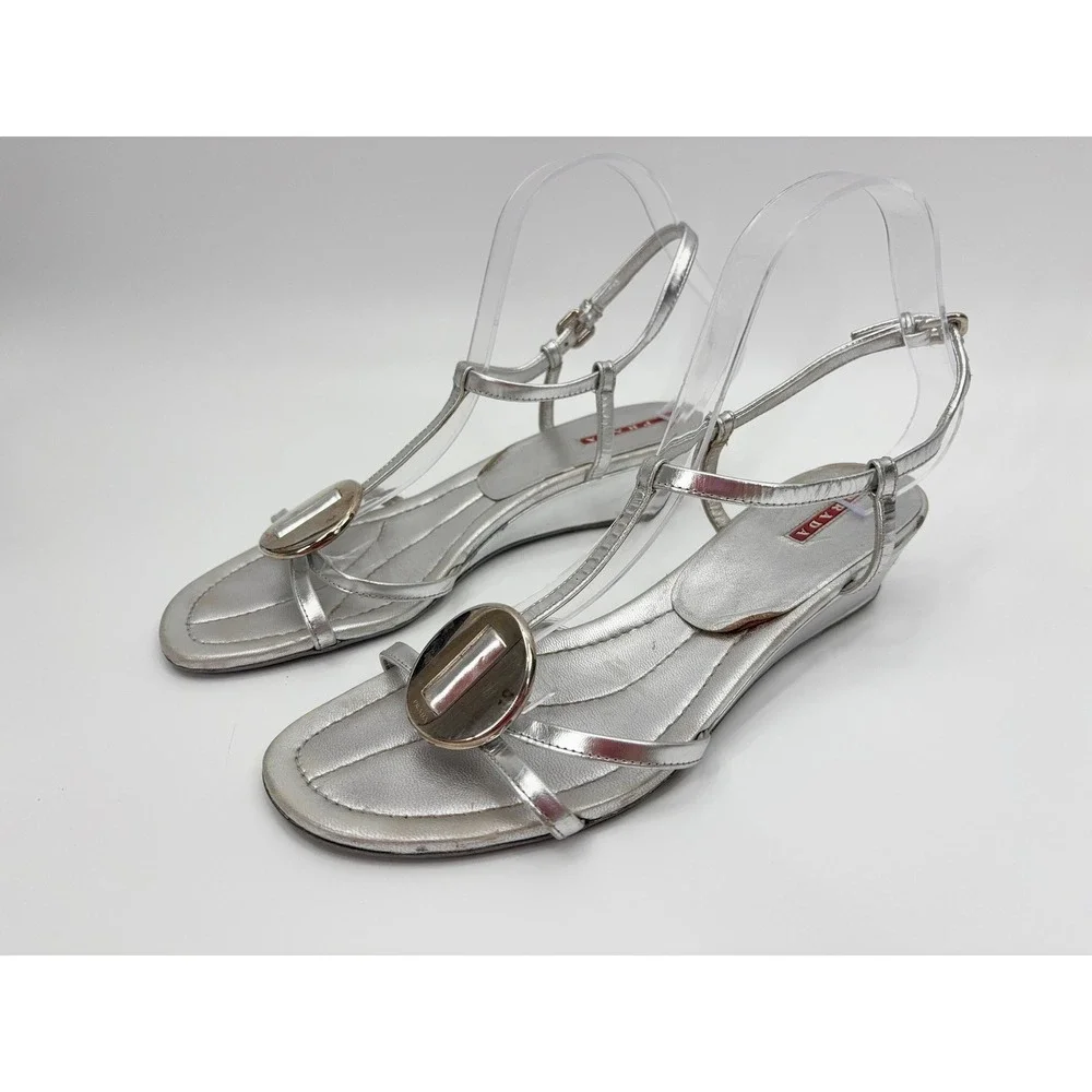 B5 Prada Metallic Leather Wedge Sandals 9.5 Silver T-Strap Medallion Strappy - Picture 3 of 14